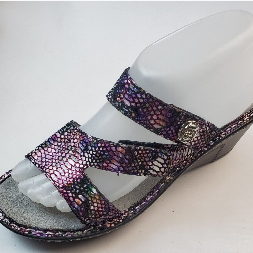 Alegria wedge Sandal